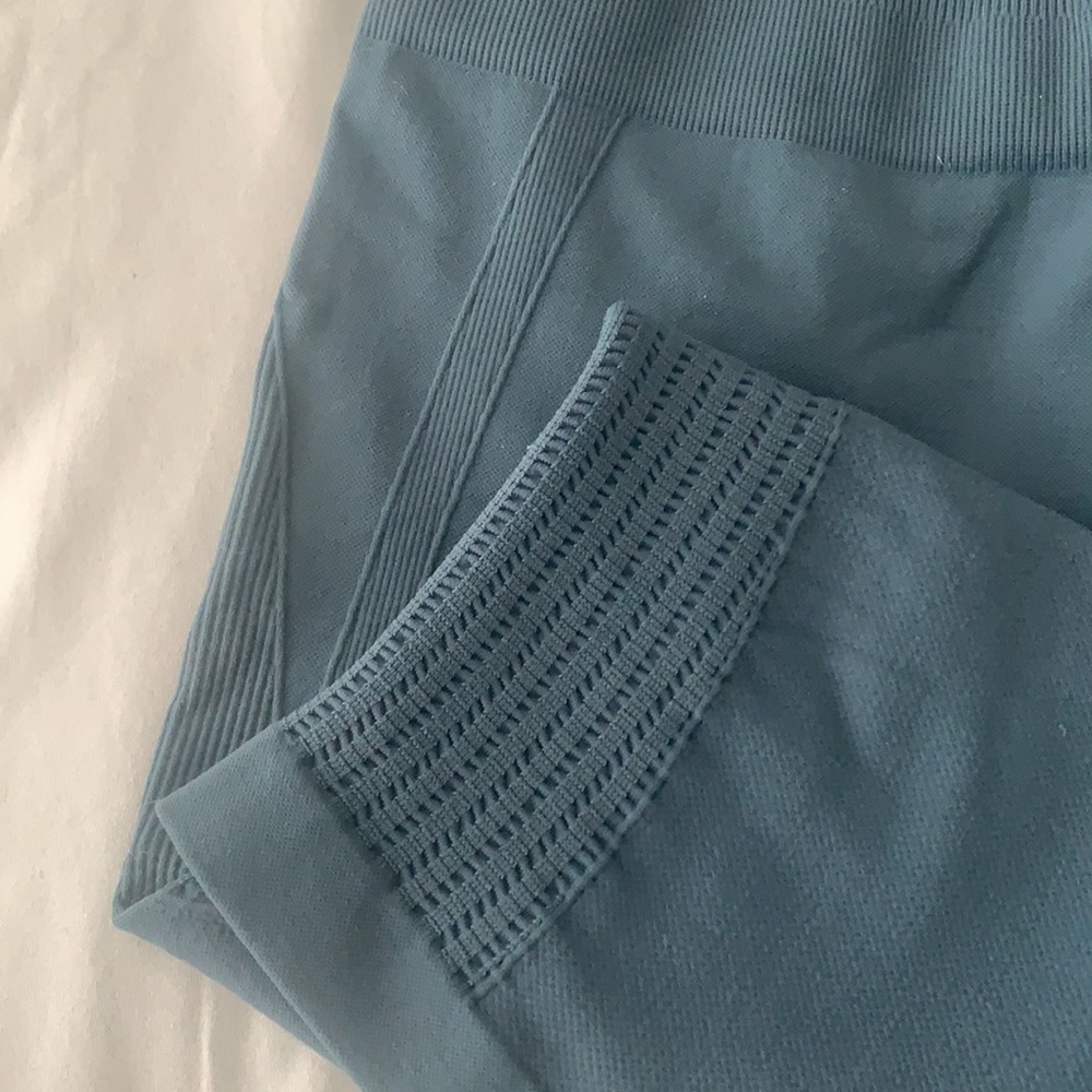 Lululemon Capris - Picture 3 of 3